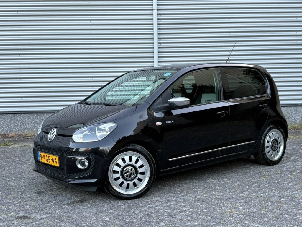 Volkswagen up! 1.0 high up! Airco Leder Navigatie BlueTooth, Euro 5, Gebruikt, 840 kg, Leder en Stof