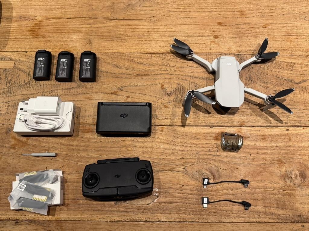 DJI Mavic Mini Combo, Cameradrone, Zo goed als nieuw, 1 tot 5 kilometer, Minder dan 250 gram
