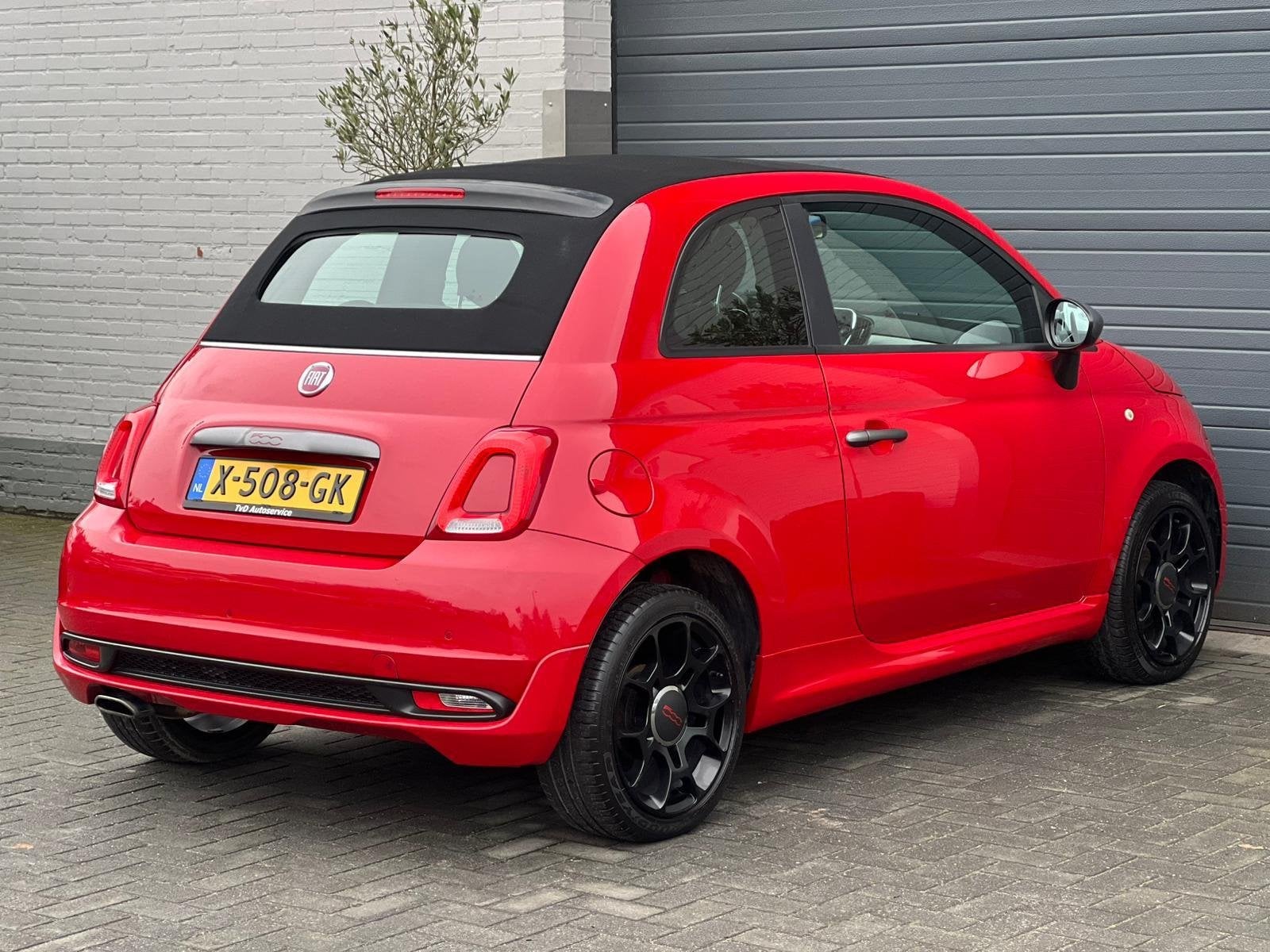 Fiat 500 1.2 Sport|Cabrio|92083KM|PDC|Airco|Leder|Goed onder, Auto's, Voorwielaandrijving, Gebruikt, 4 cilinders, Emergency brake assist