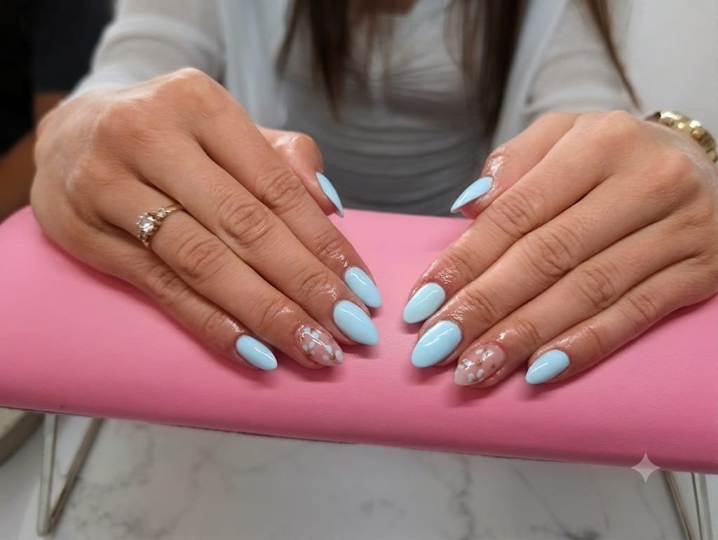 -Hellevoetsluis - Gelnagels, manicure