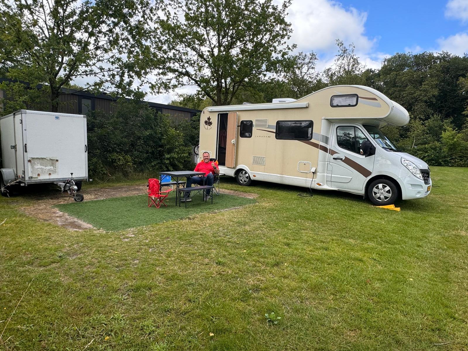 Ahorn Camper – Renault Master 2017 – 7 slaapplaatsen / 8 zit, Caravans en Kamperen, Gaslek-detector, Alkoof, Ringverwarming, 7 tot 8 meter