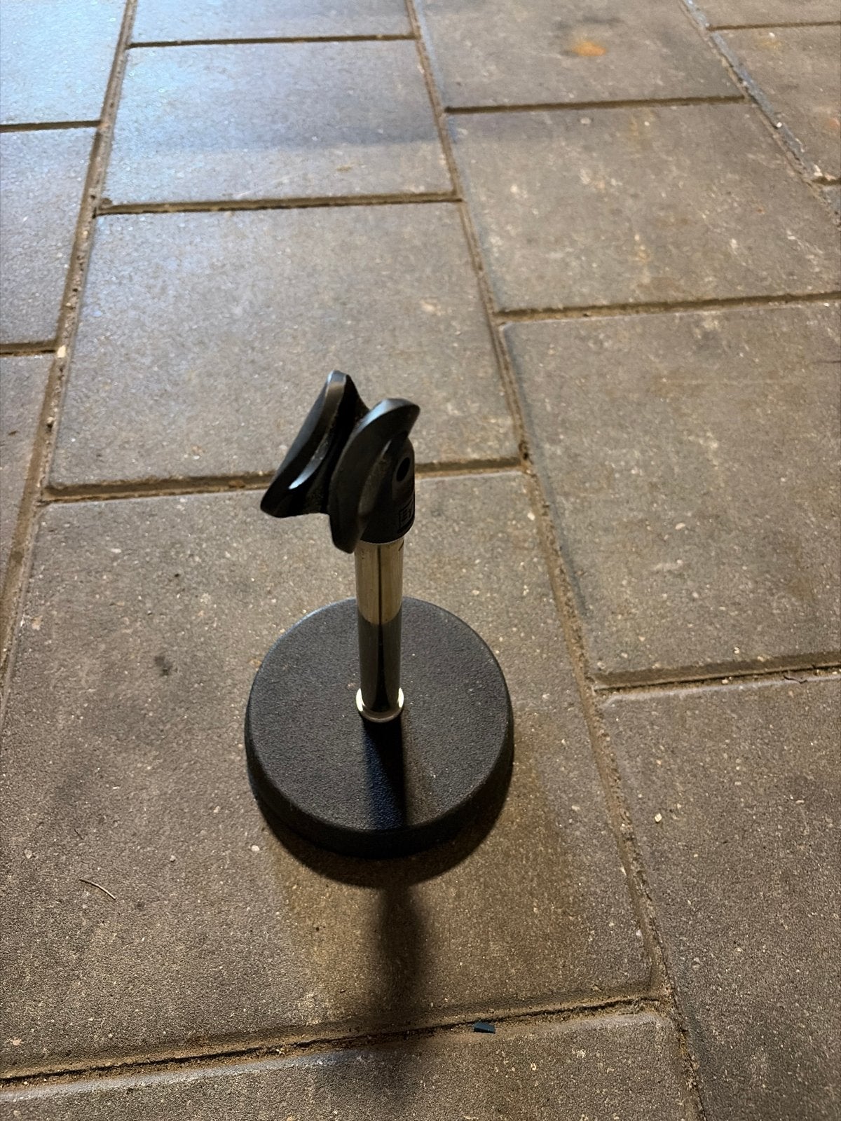 Compacte microfoonstandaard met ronde voet, Ophalen of Verzenden, Gebruikt, Overige typen