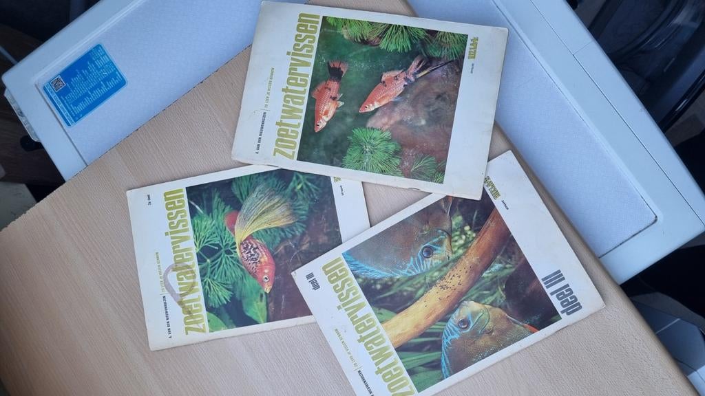 Rizla Verzamelplaatjes Zoetwatervissen - Deel II & III, Hobby en Vrije tijd, Stickers en Plaatjes, Ophalen of Verzenden, Gebruikt