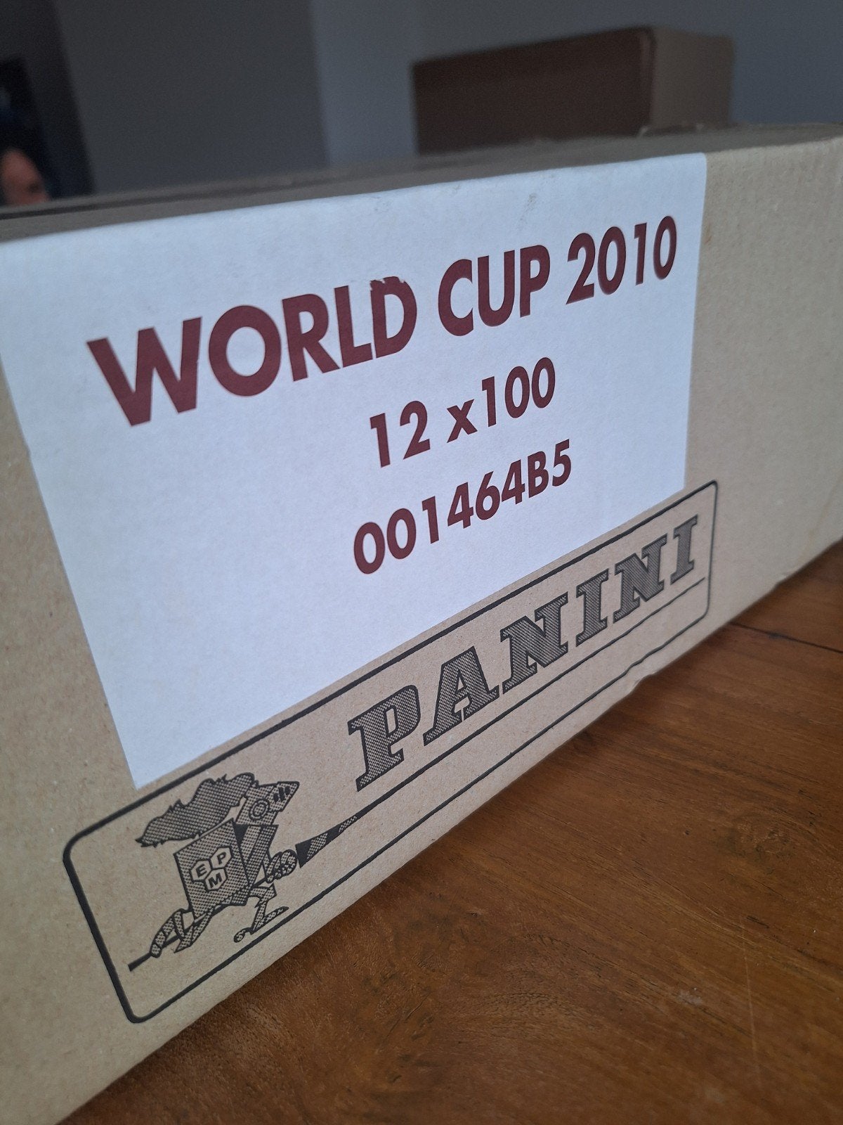 Gesealde omdoos Panini World Cup 2010 Zuid-Afrika, Verzamelen, Ophalen of Verzenden, Nieuw, Overige sporten, Poster, Plaatje of Sticker