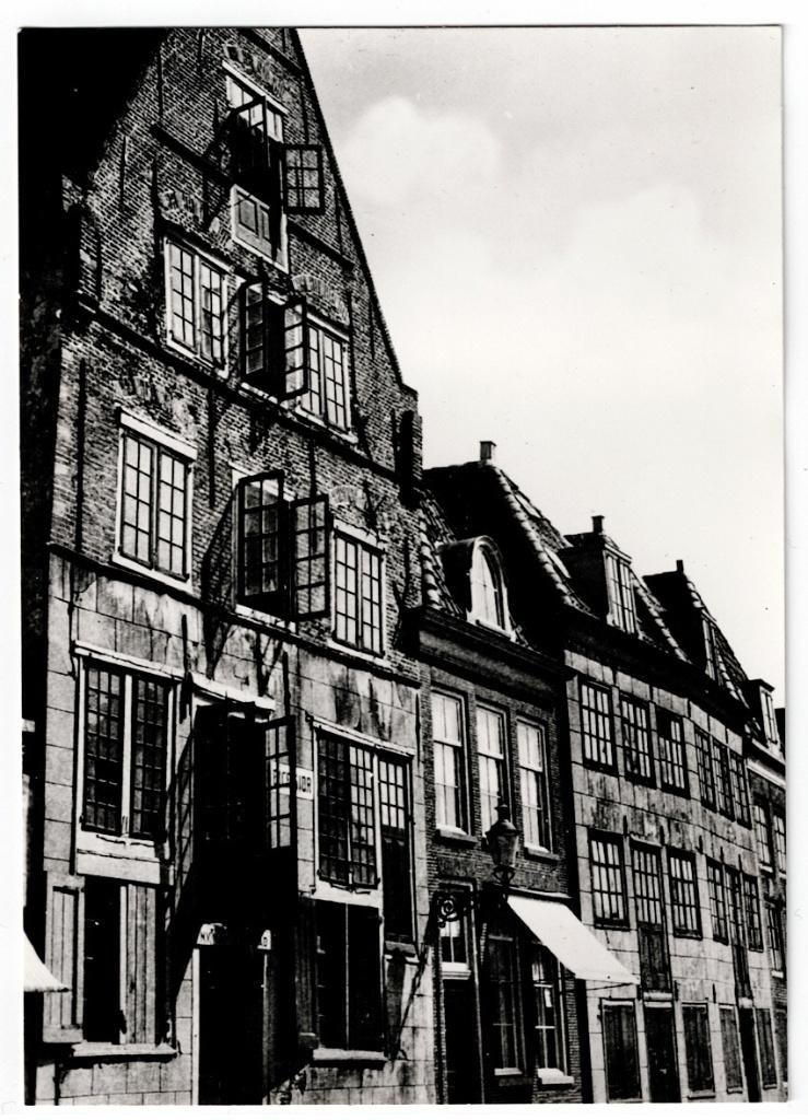 Hoorn. Fotokaart van Pakhuis Exelsior aan de Korenmarkt., Ophalen of Verzenden, 1920 tot 1940, Ongelopen, Noord-Holland