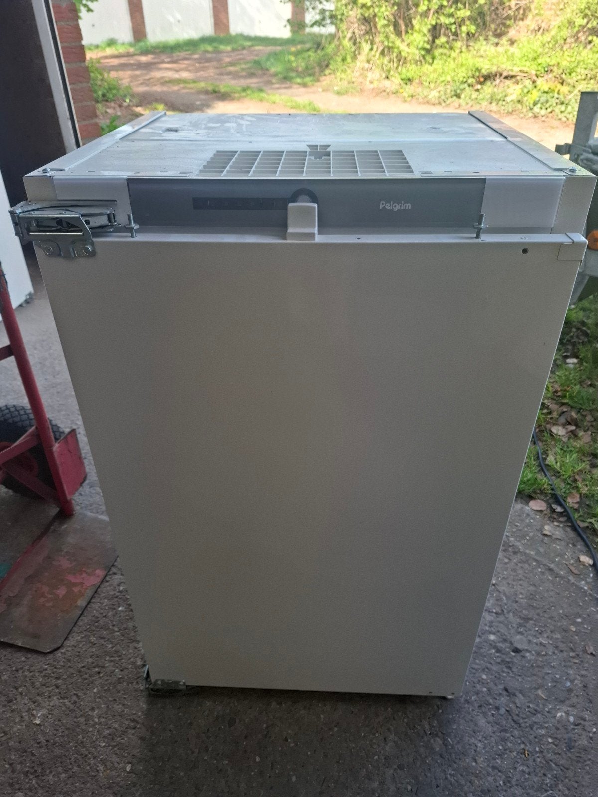 Koelkast, 100 tot 150 liter, Energieklasse A of zuiniger, 45 tot 60 cm, Ophalen