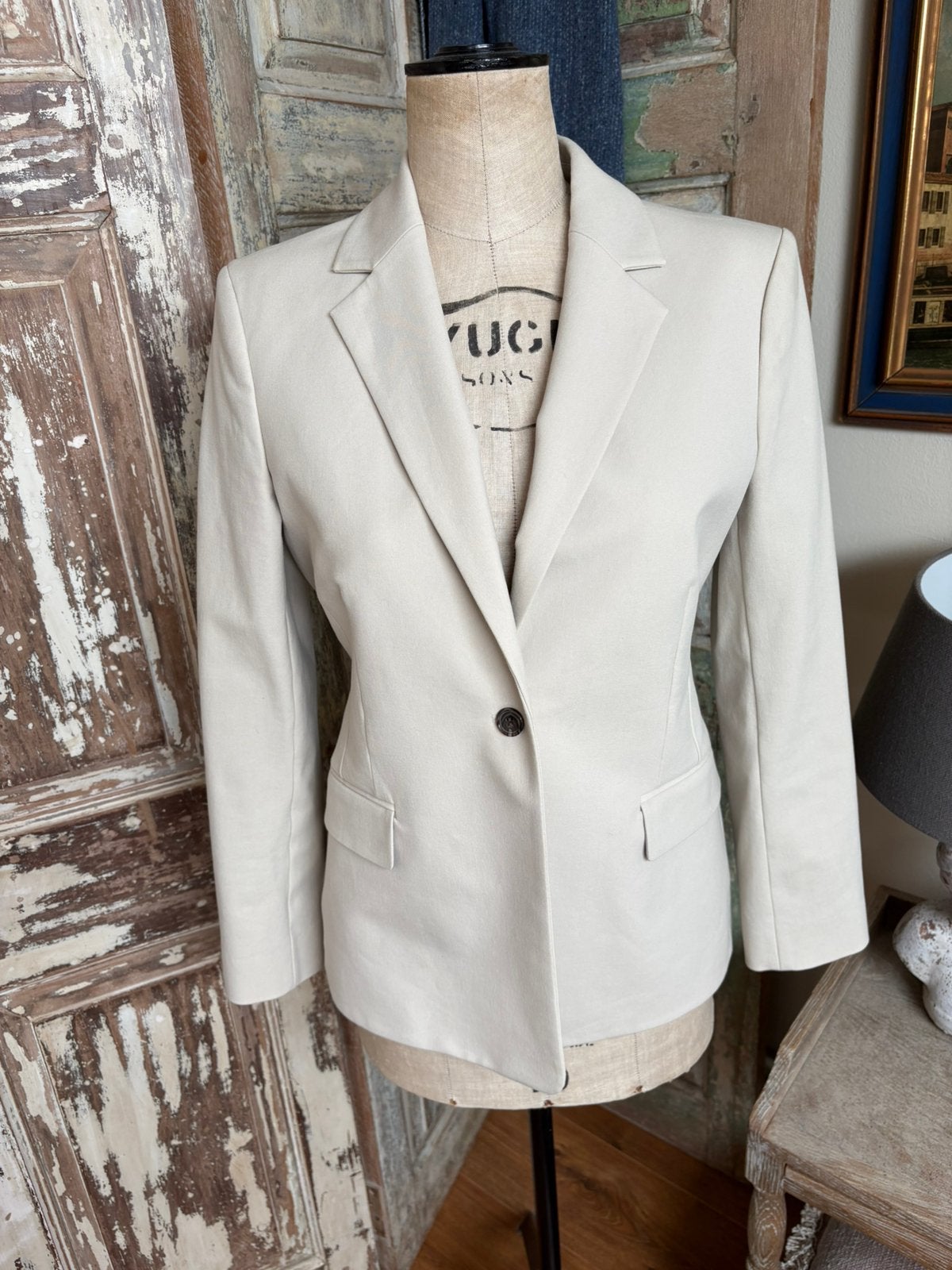 Nieuwe blazer beige van Theory maat 8 / 36, Ophalen of Verzenden, Zo goed als nieuw, Beige