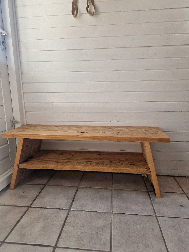 Open schoenenkast, Ophalen, Gebruikt