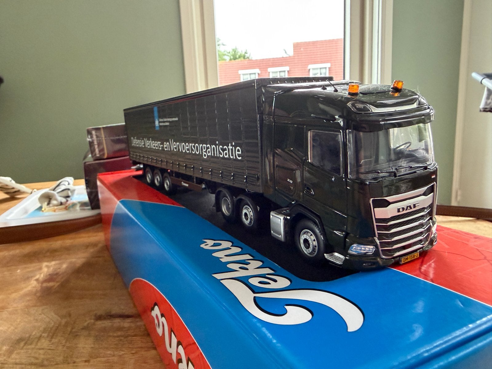 Tekno DAF XG DVVO Defensie Vrachtwagen Schaal 1:50, Ophalen of Verzenden, Nieuw, Bus of Vrachtwagen, Tekno