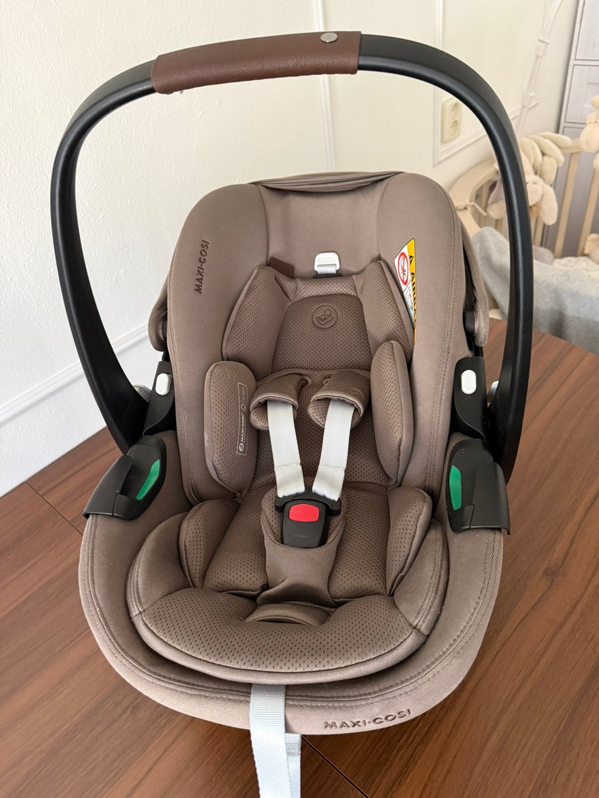 Maxi cosi pebble pro 2 twillic truffle, Ophalen, Autogordel, Zo goed als nieuw, 0 t/m 13 kg