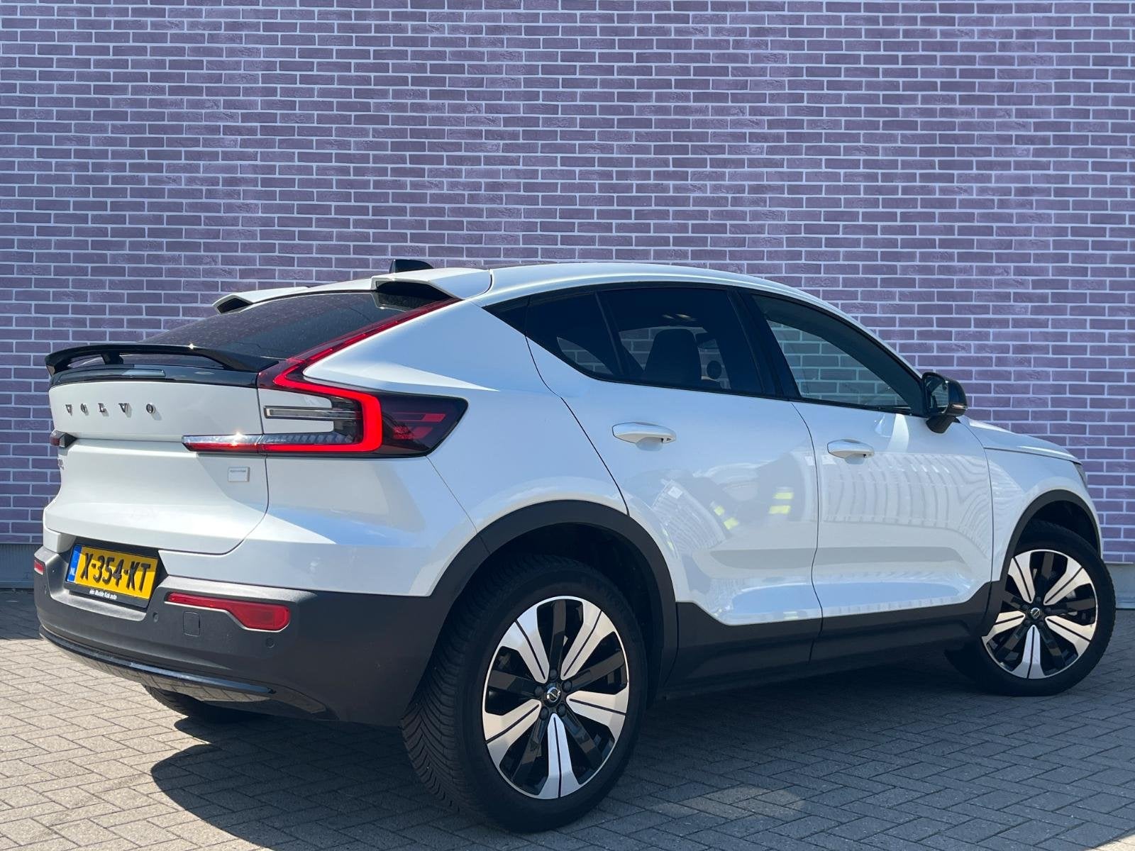 Volvo C40 Recharge Plus 69 kWh | Adaptieve cruise control |, 12 maanden, Leder en Stof, Wit, 231 pk