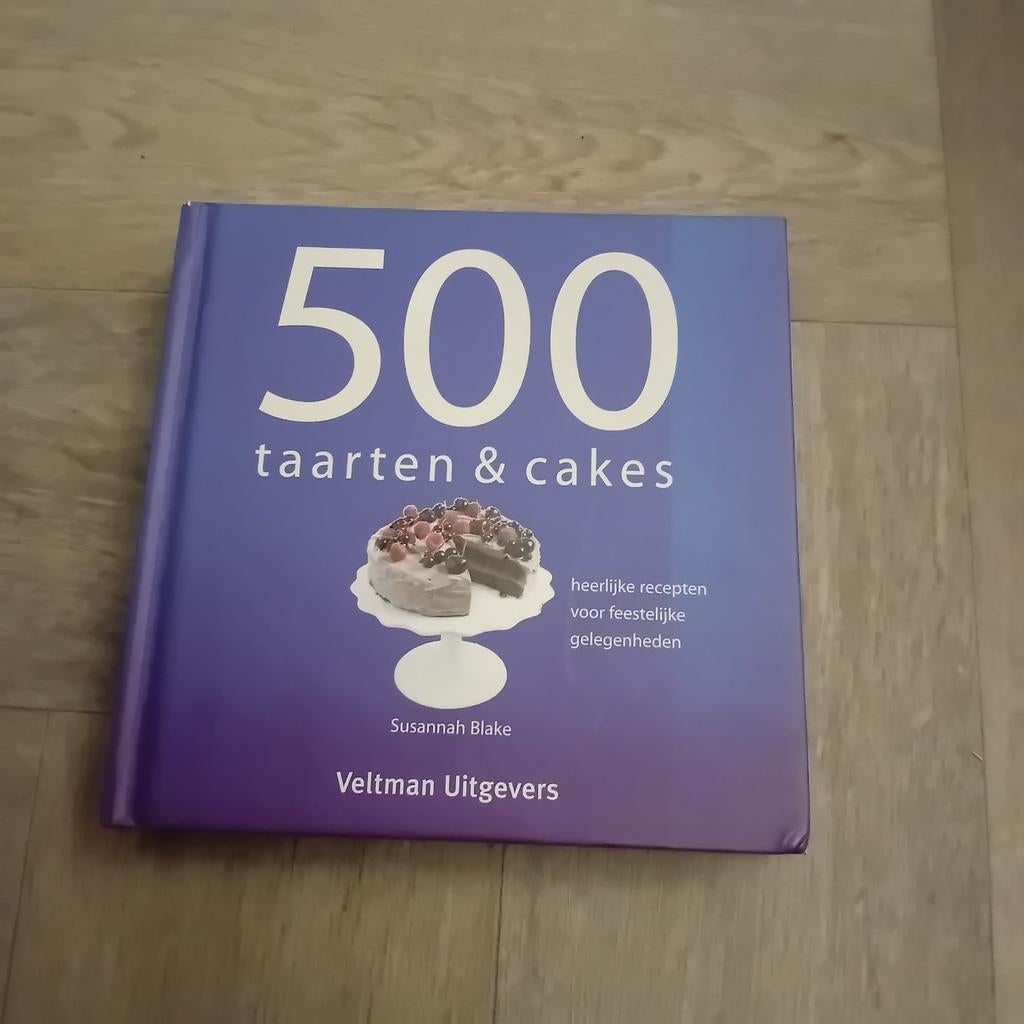 500 Taarten & Cakes - Heerlijke Recepten, Boeken, Susannah Blake, Ophalen of Verzenden, Zo goed als nieuw, Taart, Gebak en Desserts