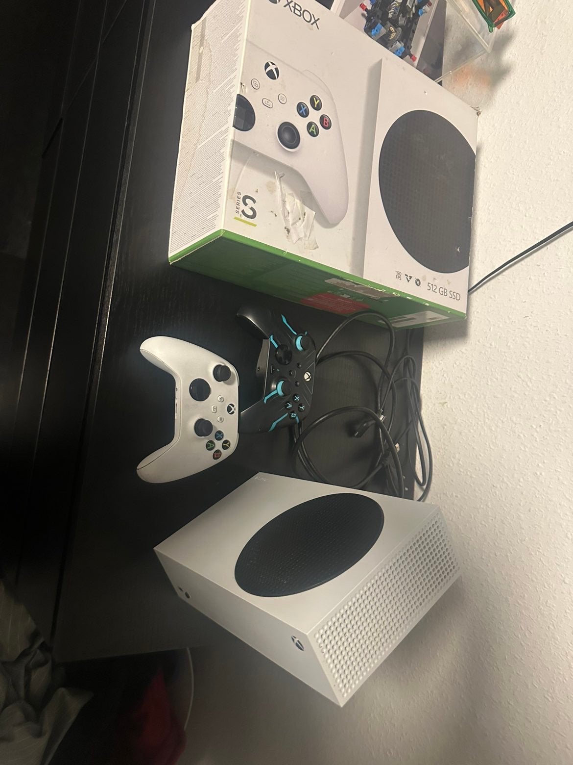Xbox series S 2 controllers en kabels