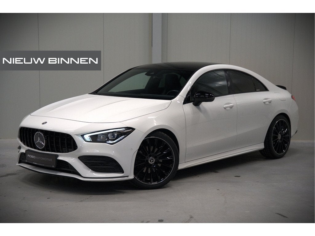 Mercedes-Benz CLA-Klasse 180 Advantage AMG | Stoelverwarming, Auto's, Mercedes-Benz, CLA, 136 pk, Gebruikt, Wit