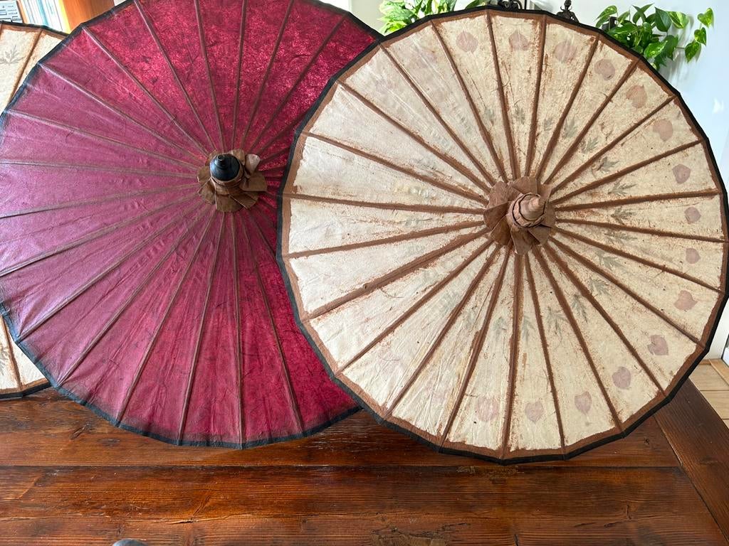 Drie Thaise parasols van bamboe en papier, Ophalen of Verzenden