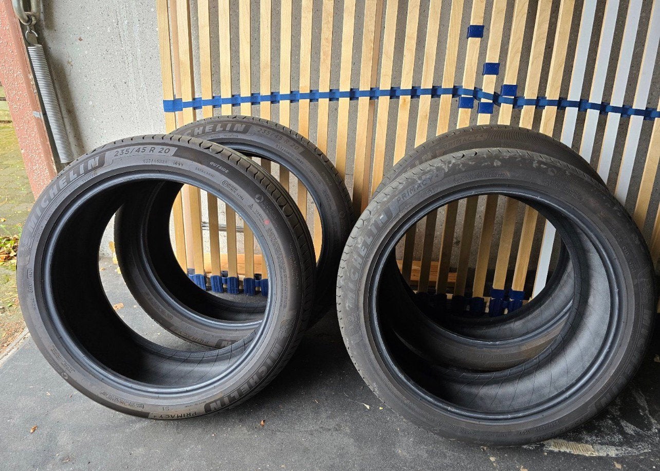 Michelin zomerbanden zo goed als nieuw 235/45/20, Auto-onderdelen, Banden en Velgen, Ophalen, Nieuw, 235 mm, Band(en)