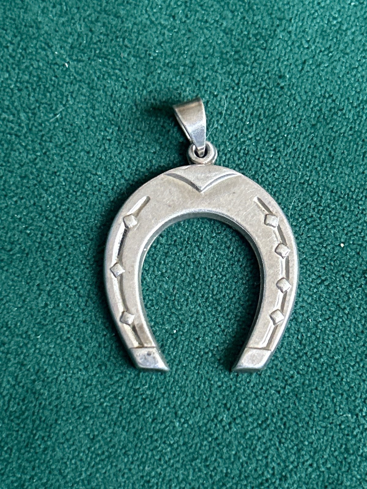 Zilveren hoefijzer hanger, Ophalen of Verzenden, Gebruikt, Zilver, Overige voorstellingen