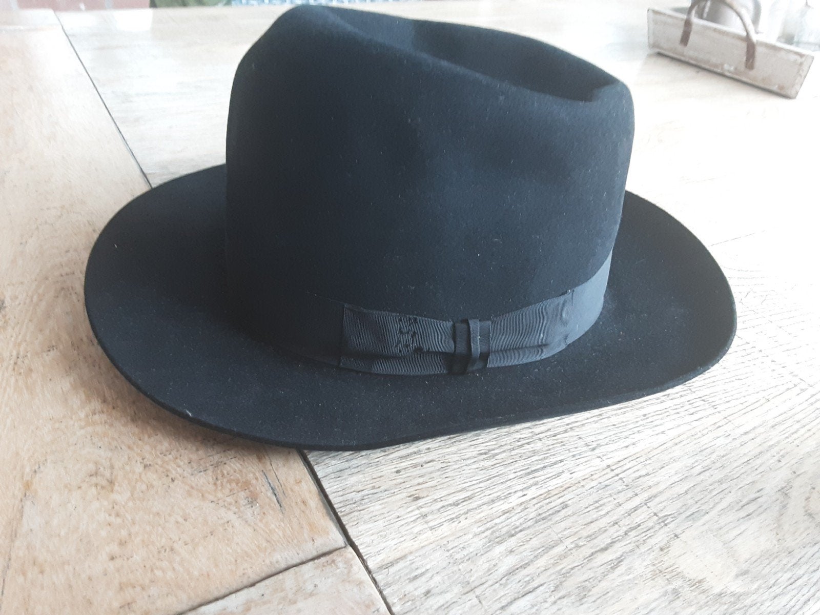 Oude hoed, Kleding | Dames, Ophalen of Verzenden, Zo goed als nieuw, One size fits all