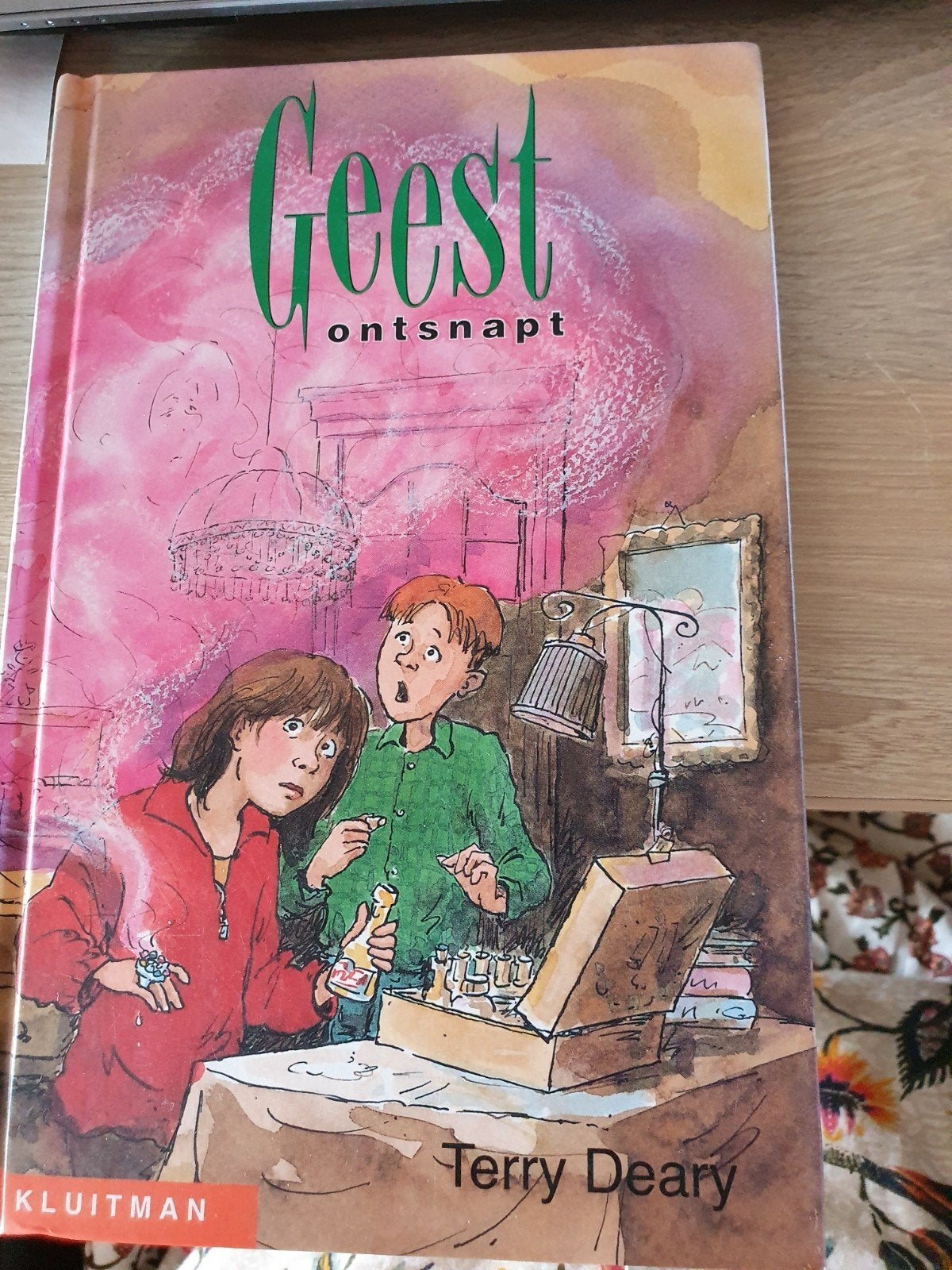 Geest ontsnapt van Terry Deary, Boeken, Gelezen, Fictie algemeen, T. Deary, Ophalen of Verzenden