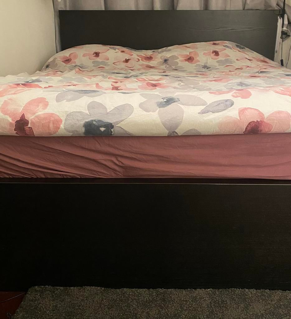 Malm bed zwart 160x200, Huis en Inrichting, Slaapkamer | Bedden, Ophalen, Zwart, Tweepersoons, Zo goed als nieuw