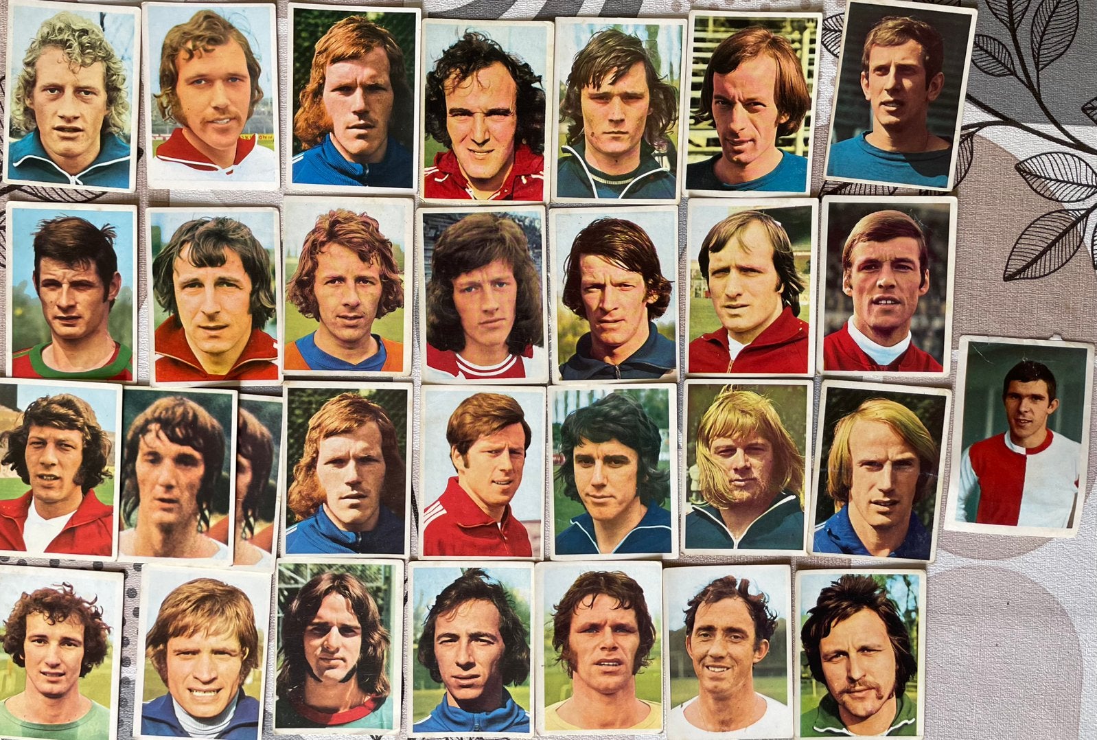 Voetbalplaatjes begin jaren ‘70 Nederland, Verzamelen, Ophalen of Verzenden, Poster, Plaatje of Sticker