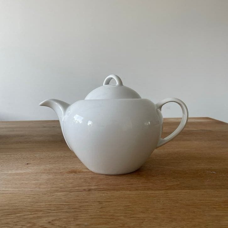Thun Porseleinen Theepot 1L, Huis en Inrichting, Keuken | Servies, Overige typen, Ophalen of Verzenden, Zo goed als nieuw, Effen