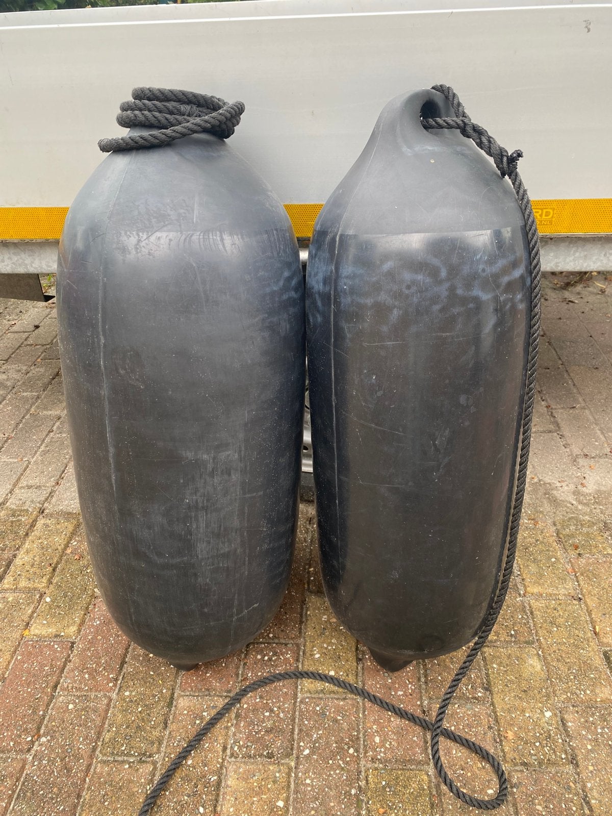 2 fenders - stootwillen 95x35 cm, Watersport en Boten, Accessoires en Onderhoud, Ophalen, Gebruikt, Overige typen