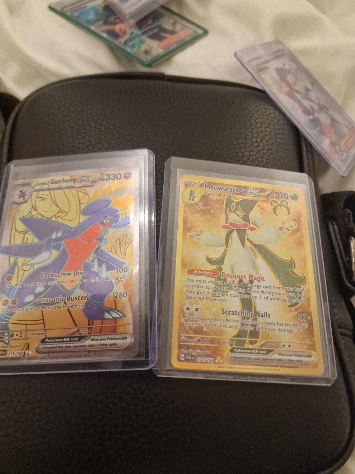 Pokémon TCG: Garchomp ex & Meowscarada ex Gold Kaarten, Ophalen of Verzenden, Zo goed als nieuw, Meerdere kaarten, Foil