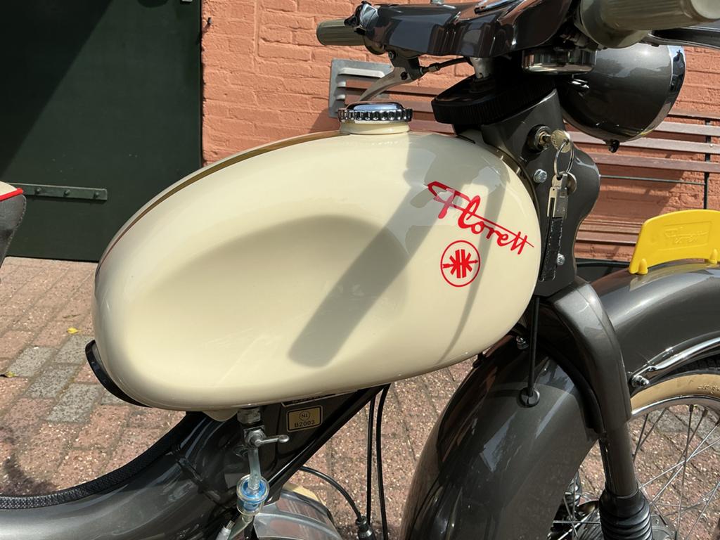 Kreidler Florett K53-1Nl uit 1963 met NL kenteken, Fietsen en Brommers, Brommers | Oldtimers, Maximaal 45 km/u, 50 cc, 3 versnellingen