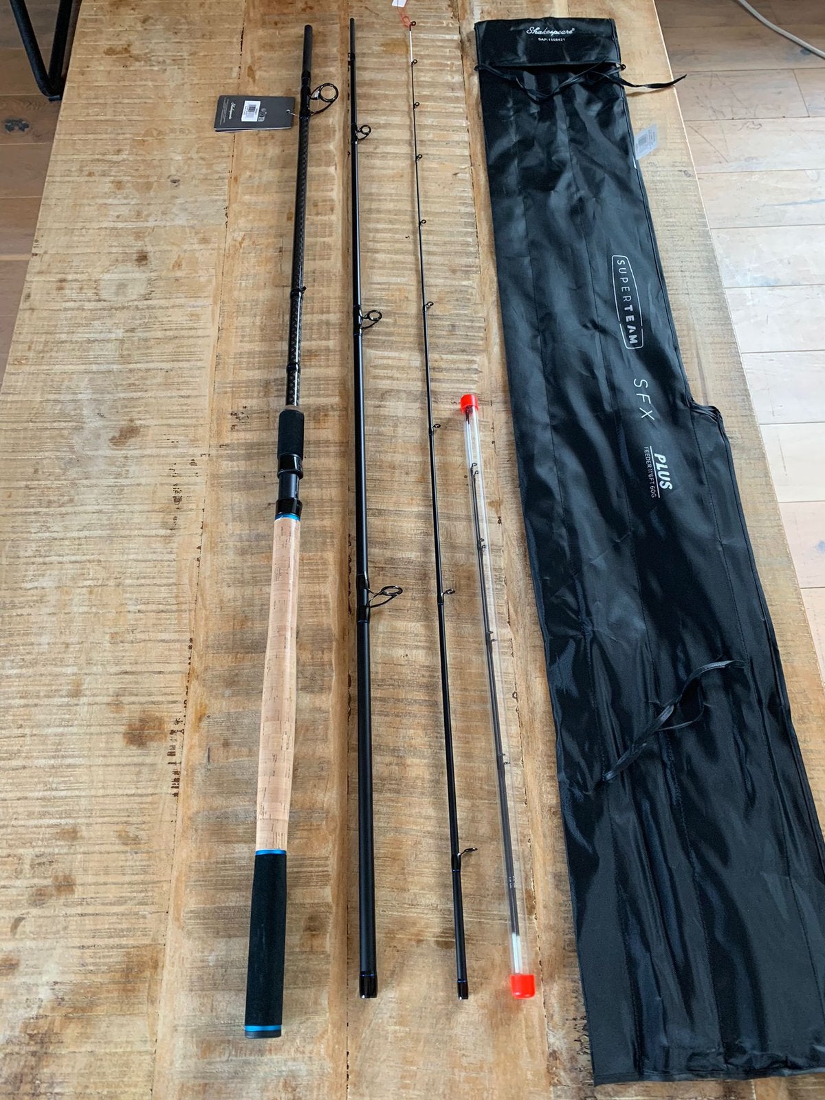 Nieuwe Shakespeare SFX feederhengel, 3.45m & 60 gr, Watersport en Boten, Hengelsport | Witvissen, Ophalen of Verzenden, Nieuw