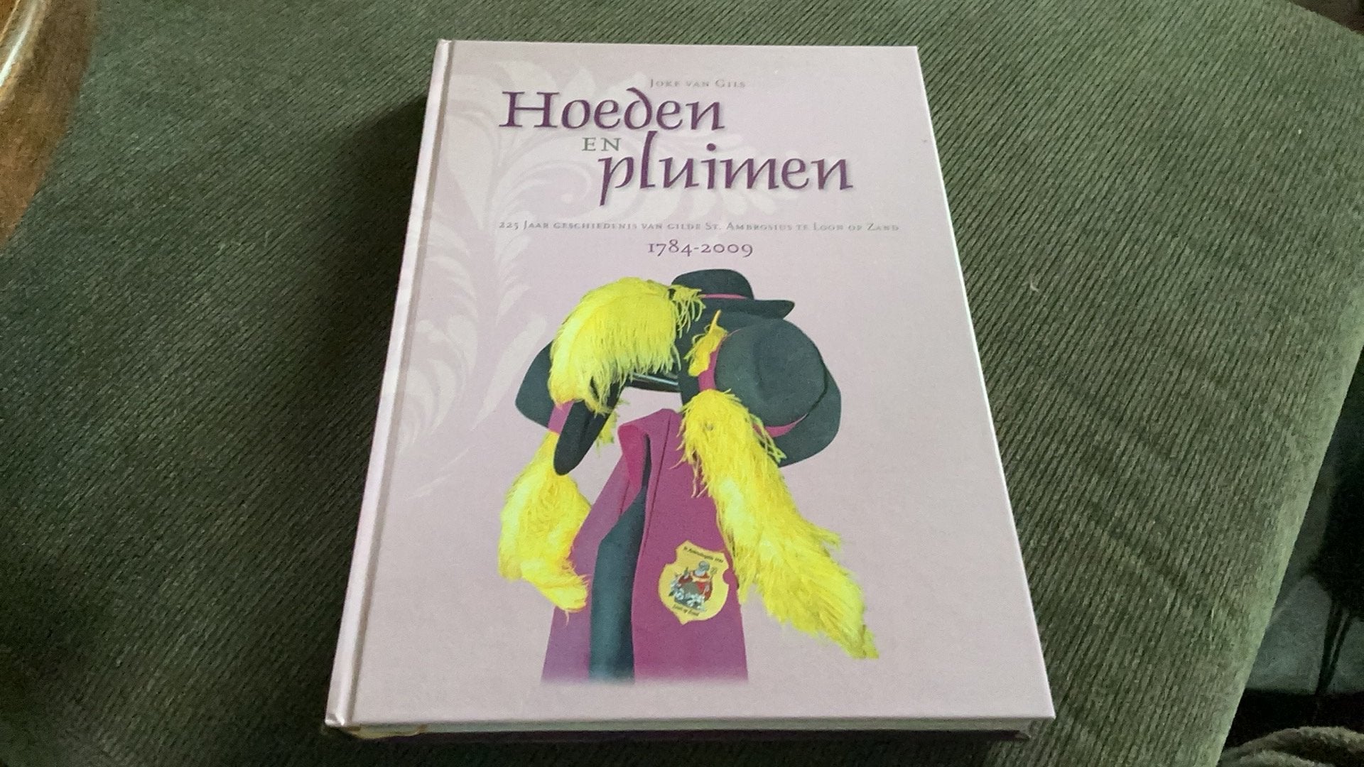 Hoeden en pluimen, Ophalen of Verzenden, 20e eeuw of later, Zo goed als nieuw