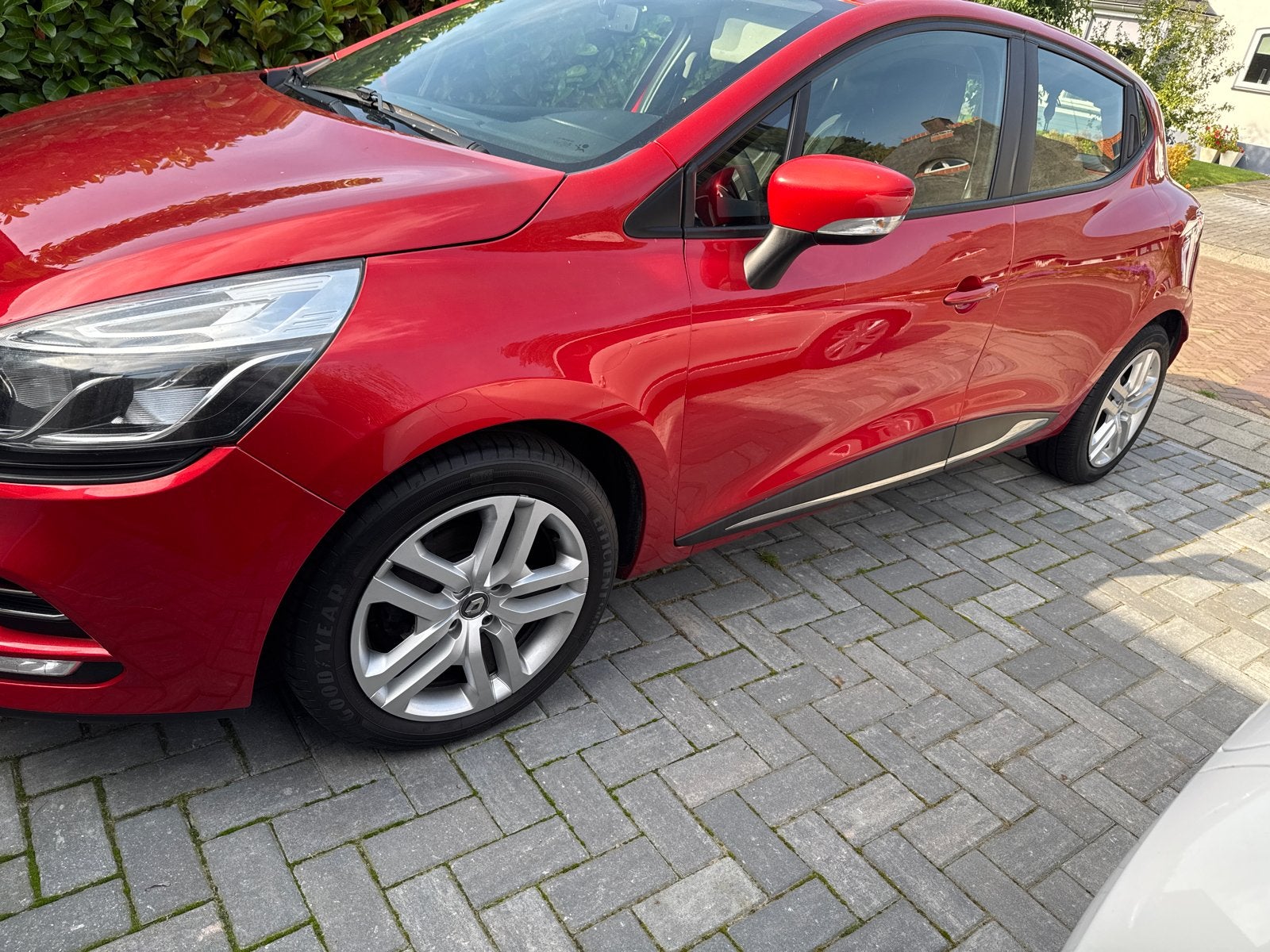 Renault Clio wieldoppen 16 inch, Ophalen, Gebruikt