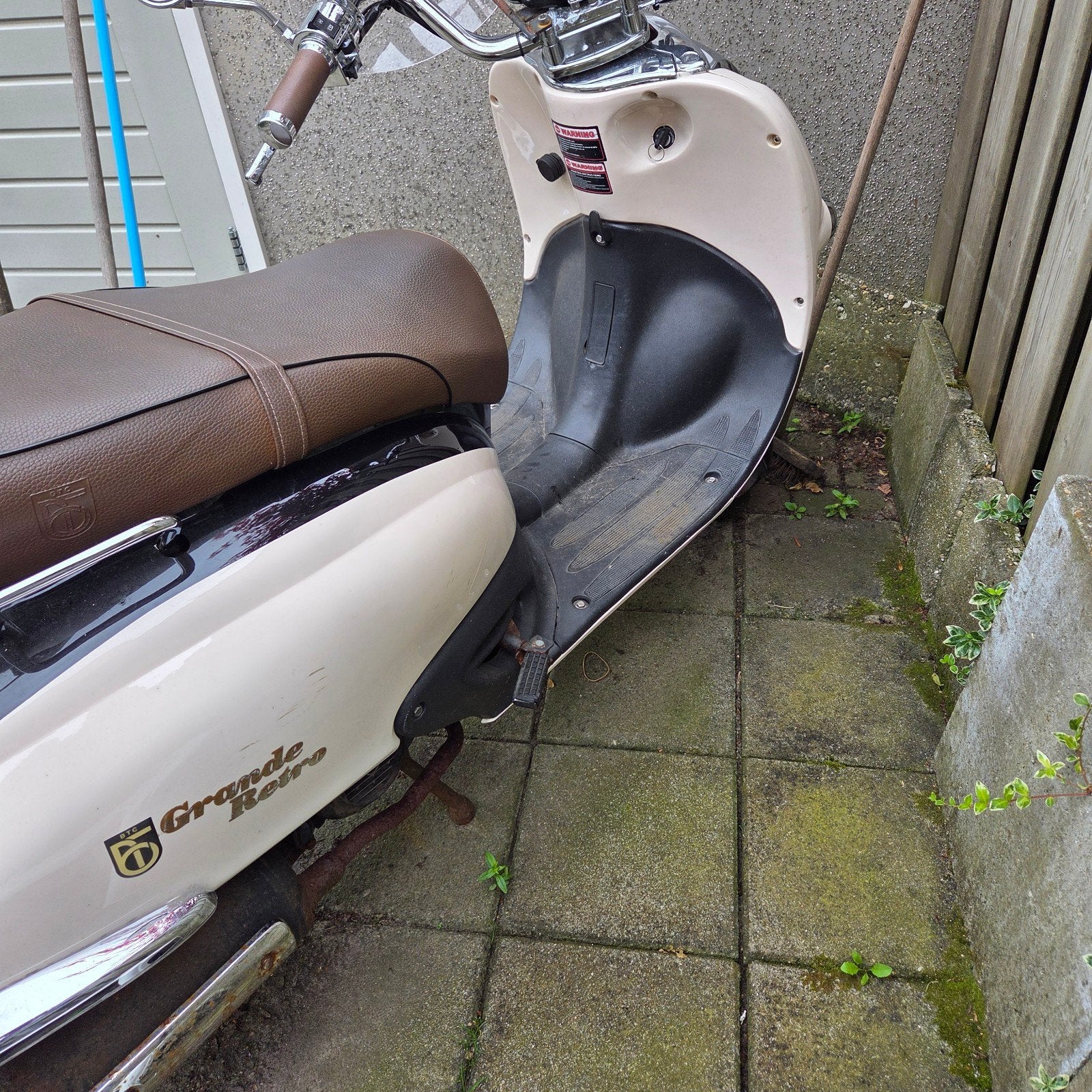 BTC Grande Retro Scooter 45 km/u, Fietsen en Brommers, Ophalen, Gebruikt, Overige merken