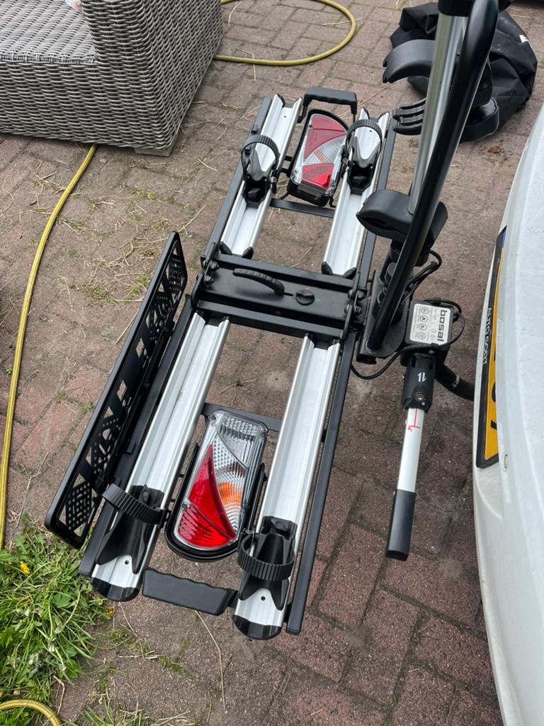 Bosal fietsendrager zelfde als pro user diamant, Ophalen, Zo goed als nieuw, Trekhaakdrager