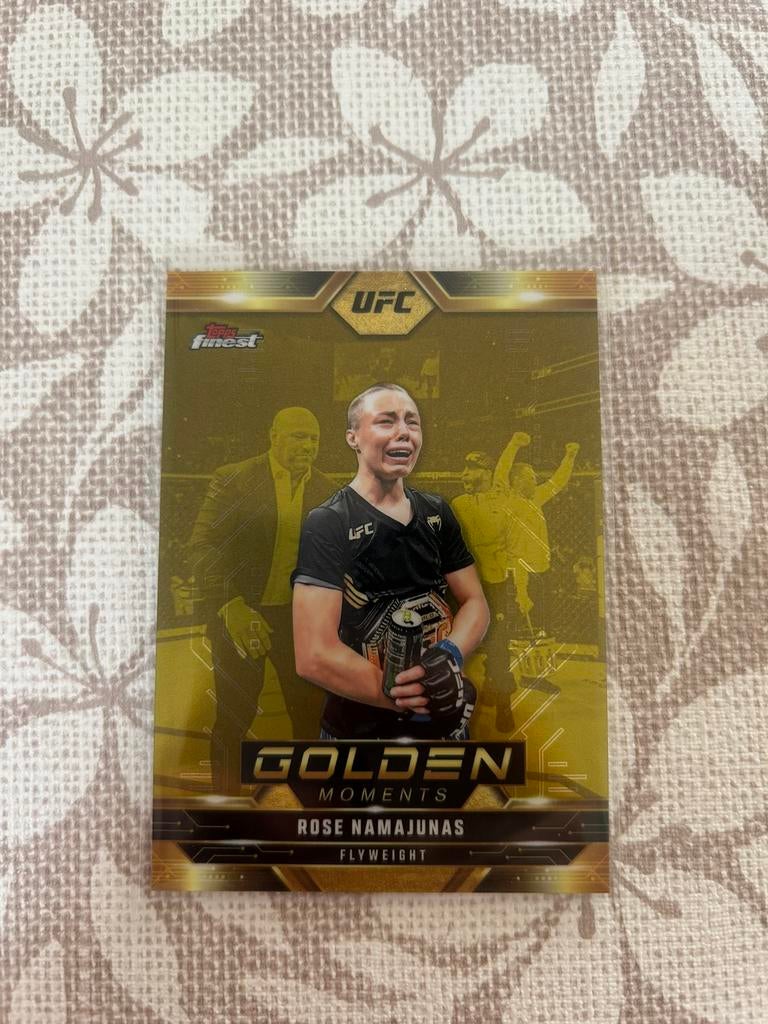 Rose Namajunas GOLDEN MOMENTS | TOPPS UFC FINEST 2025, Ophalen of Verzenden, Nieuw, Losse kaart