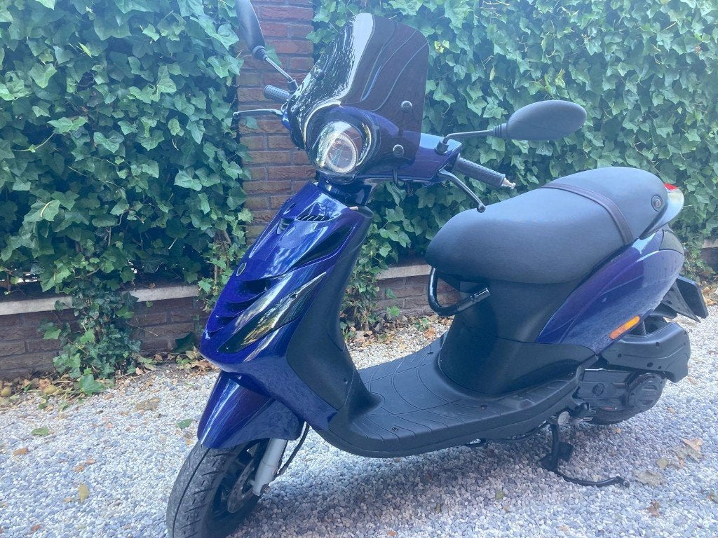 Piaggio ZIP CD2, Fietsen en Brommers, Scooters | Piaggio, Ophalen, Maximaal 45 km/u, Zip, 49 cc