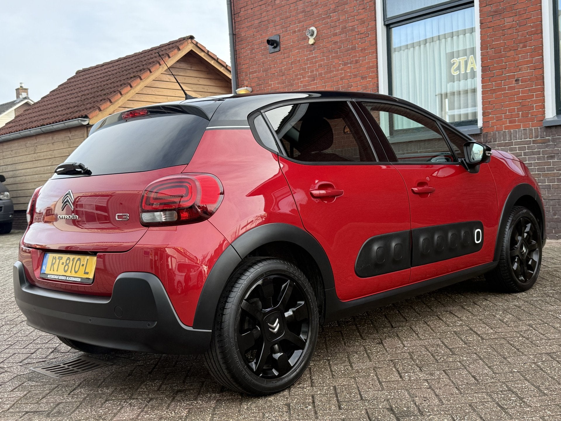 Foto 5 van Citroën C3 1.2 PureTech Shine | CAMERA | NAVI | CRUISE | DA