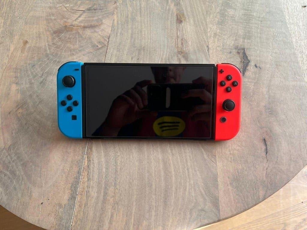 Nintendo switch 1, Spelcomputers en Games, Games | Nintendo Switch, Zo goed als nieuw, Role Playing Game (Rpg), 2 spelers, Vanaf 3 jaar