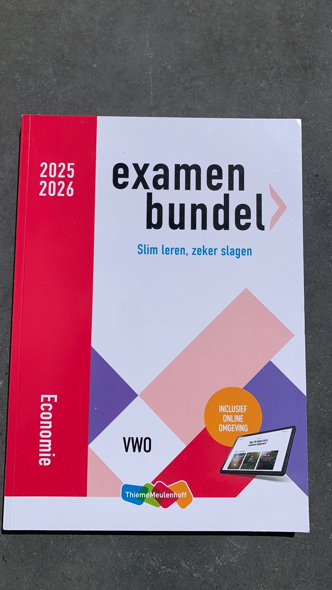 Examenbundel VWO economie ThiemeMeulenhoff, Ophalen of Verzenden, Zo goed als nieuw, VWO, Economie