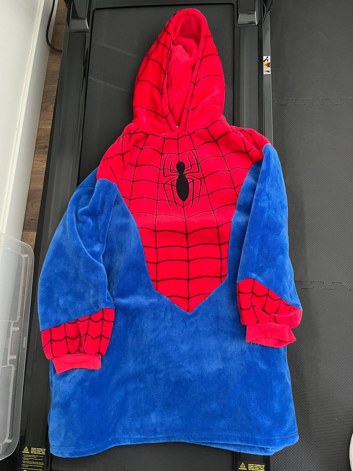 Spiderman trui oversized, Ophalen, Gedragen, Trui