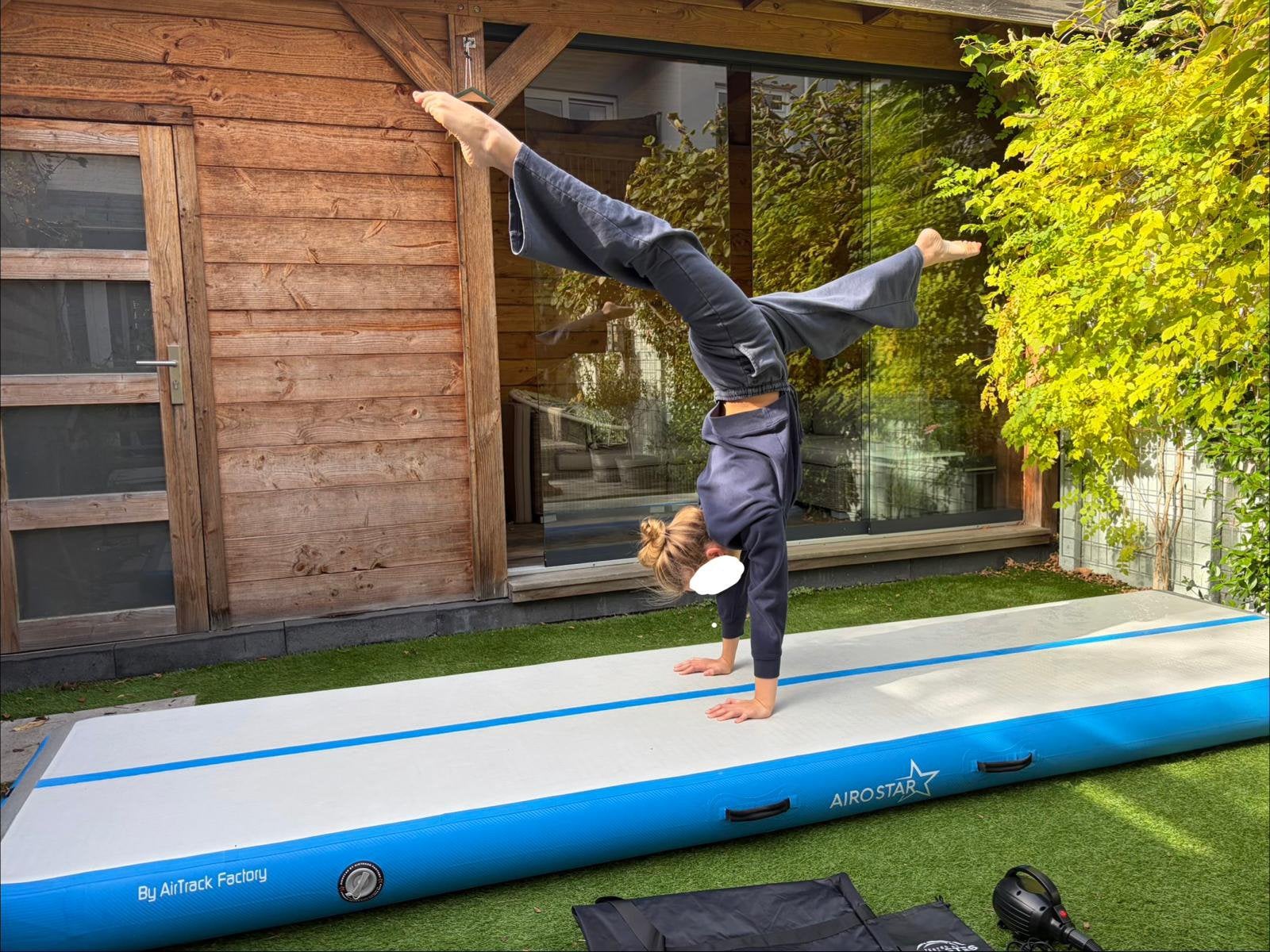 AIROSTAR by AirTrack Factory – 4 meter – blauw/grijs, Sport en Fitness, Ophalen, Zo goed als nieuw, Materiaal