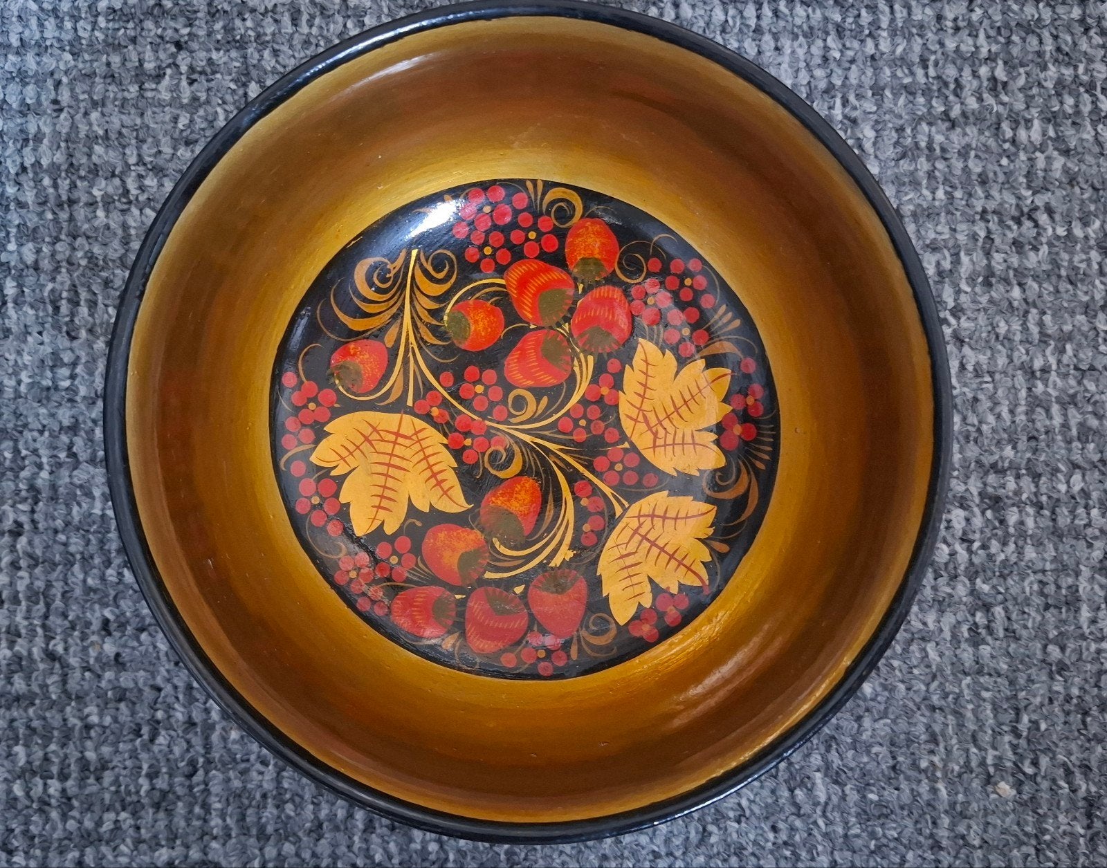Russische Khokhloma kom met aardbeien, Antiek en Kunst, Curiosa en Brocante, Ophalen of Verzenden