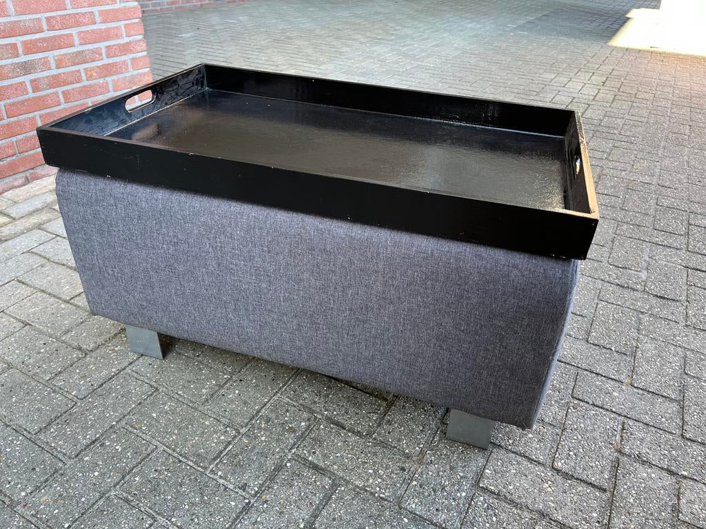 | Poef + op maat gemaakt dienblad | 90 x 56 x 45 |, Huis en Inrichting, Ophalen, Gebruikt, Rechthoekig