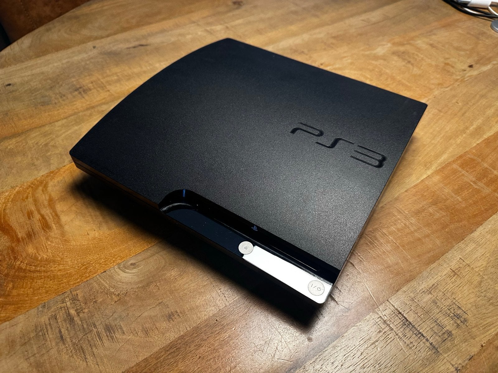 Sony PlayStation 3 Slim (PS3) met 27 games, Gebruikt, Vanaf 18 jaar, Overige genres, Eén computer