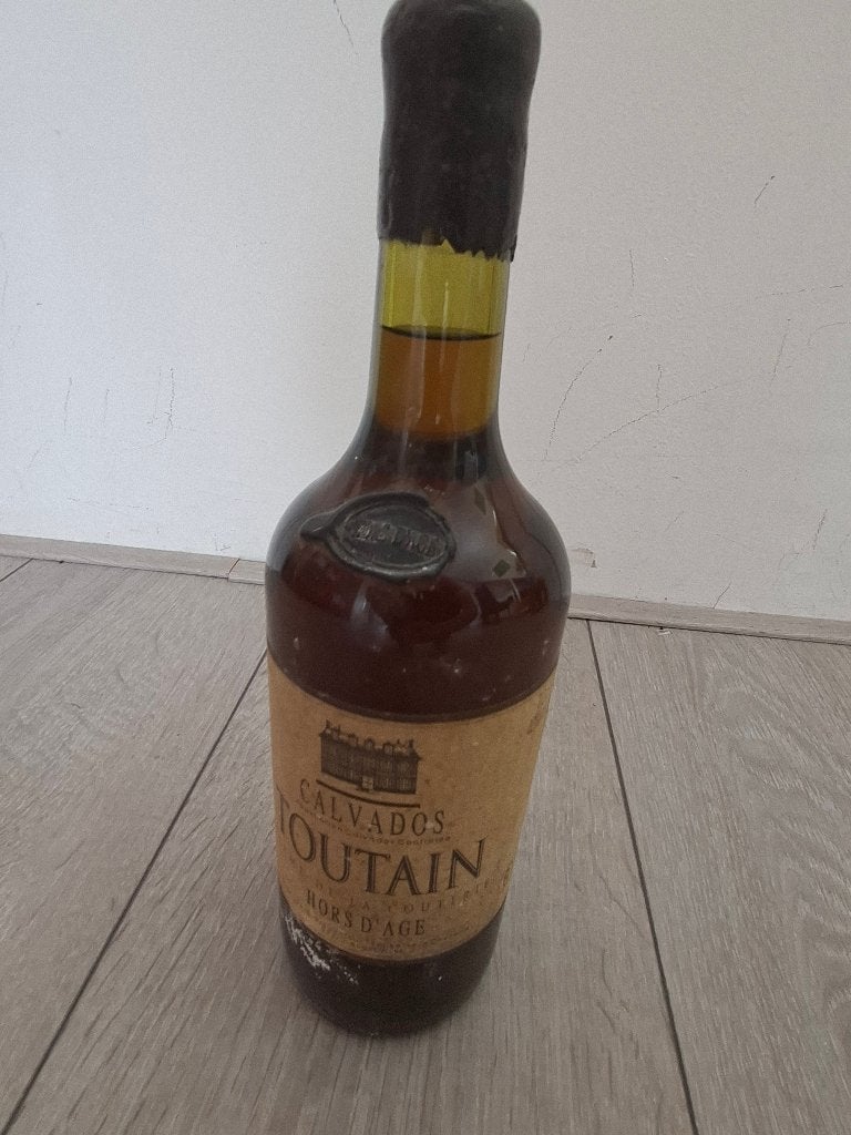 vintage fles Calvados, Ophalen