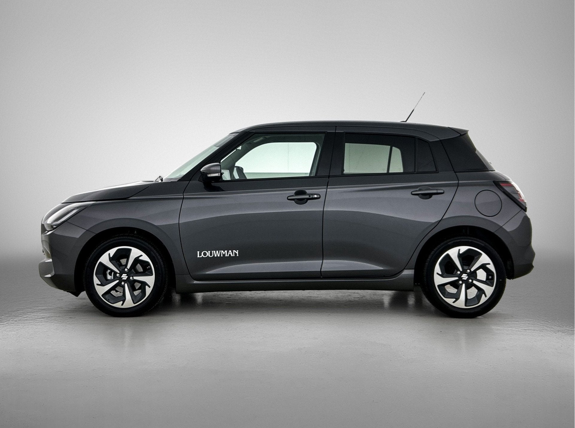 Suzuki Swift 1.2 Style Smart Hybrid (bj 2026), Auto's, Voorwielaandrijving, 400 kg, Origineel Nederlands, Bedrijf