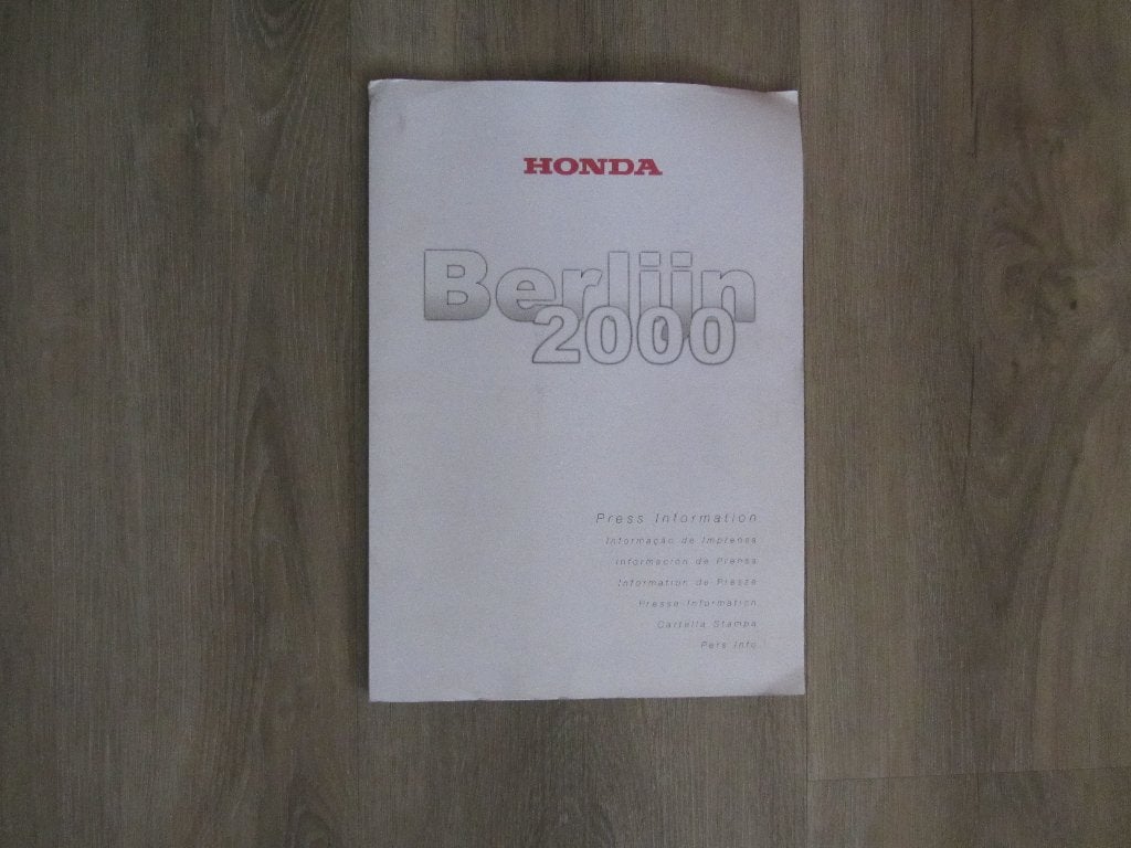 Honda Berlijn 2000 Press Information, Honda, Ophalen of Verzenden, Zo goed als nieuw, Honda