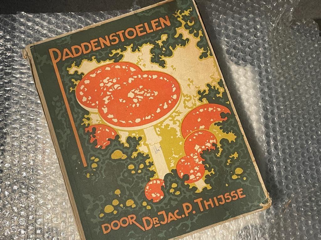 Plakboek Paddenstoelen door Dr. Jac. P. Thijsse (1929), Boeken, Gelezen, Bloemen, Planten en Bomen, Ophalen of Verzenden, Jac. P. Thijsse