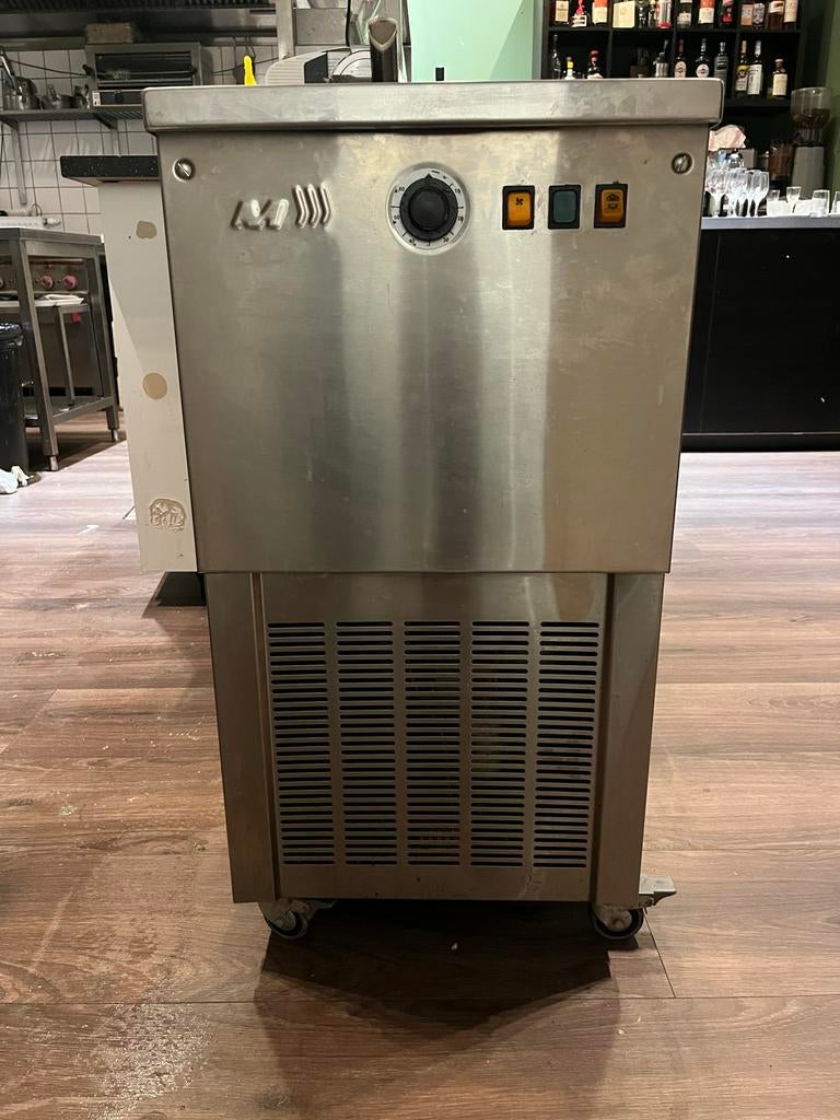 Musso IJsmachine - Professioneel, Ophalen, Gebruikt, Zelfvriezend