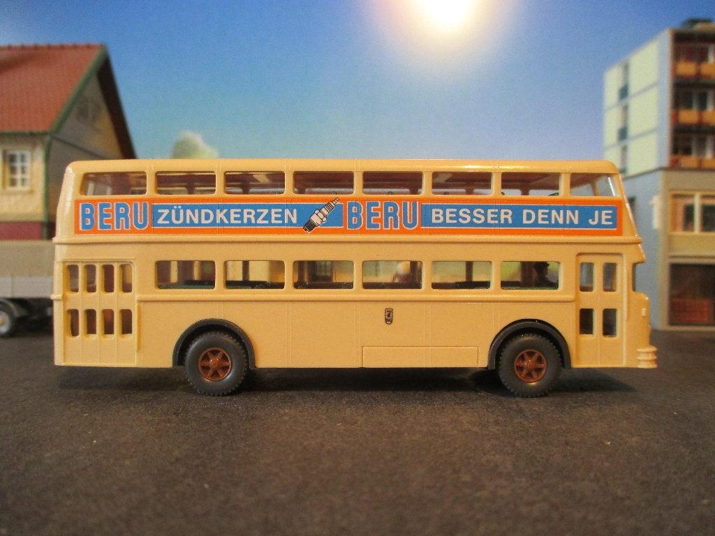 Büssing D2 U Route 19 - Wiking 720/129 BERU Bougies, Ophalen of Verzenden, Zo goed als nieuw, Bus of Vrachtwagen, Wiking